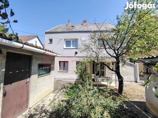 Eladó Ház, Pécs 88.000.000 Ft