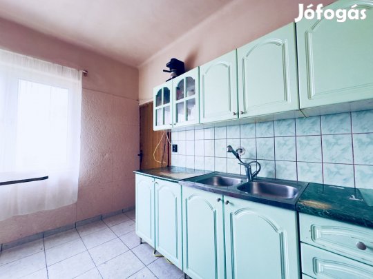 Eladó Ház, Tiszaújváros 33.900.000 Ft