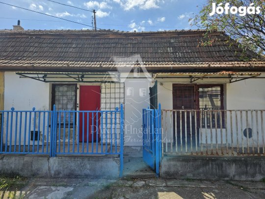 Eladó Ház, Újszász 10.900.000 Ft