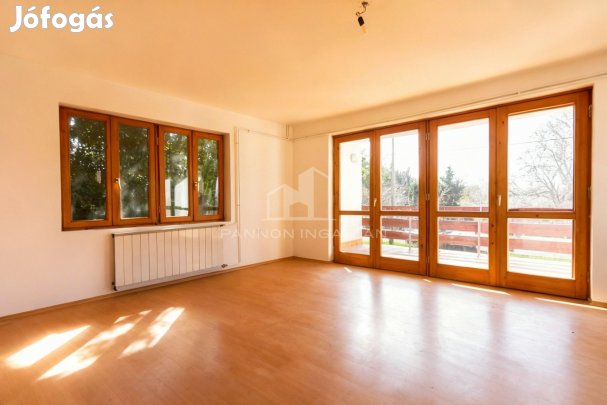 Eladó Ház, Velence 97.900.000 Ft