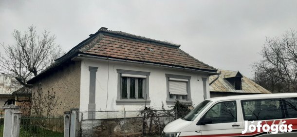 Eladó Ház, Zsujta 15.900.000 Ft