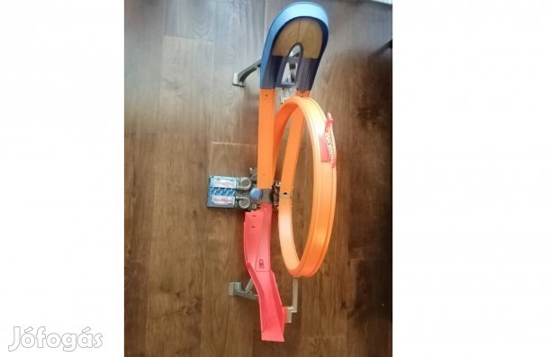 Eladó Hot Wheels hatalmas hurokpálya motorizált. Hibátlan állapotú