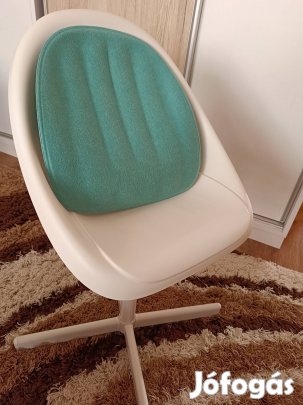 Eladó IKEA loberget szék 