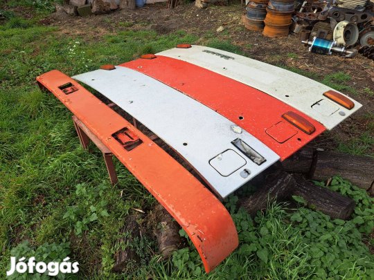 Eladó Ikarus fém lökhárító