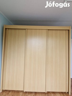 Eladó Imperial gardróbszekrény