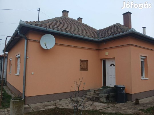 Eladó Ingatlan Gyomaendrőd