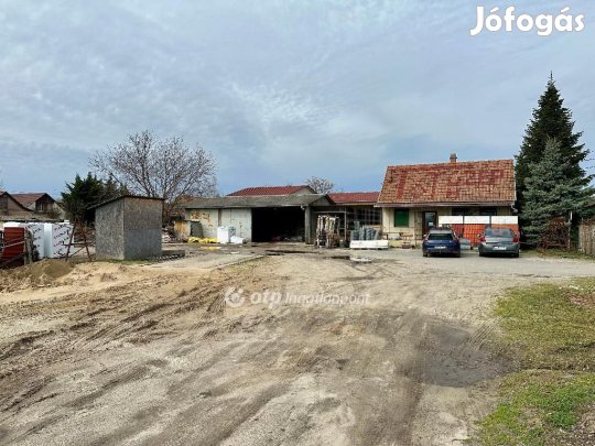 Eladó Ipari terület, Albertirsa