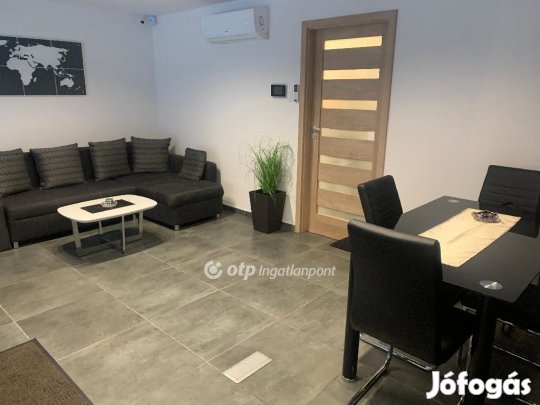 Eladó Iroda, Nyíregyháza