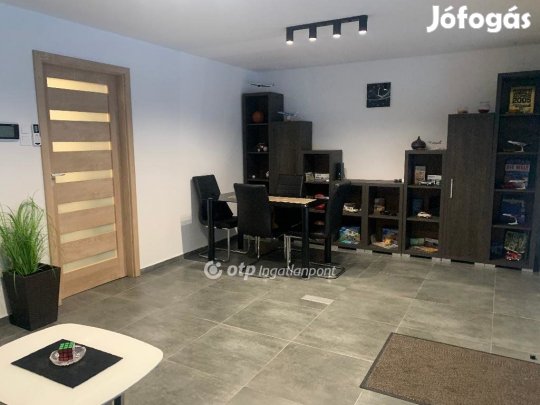 Eladó Iroda, Nyíregyháza