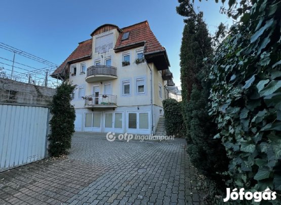 Eladó Iroda, Nyíregyháza