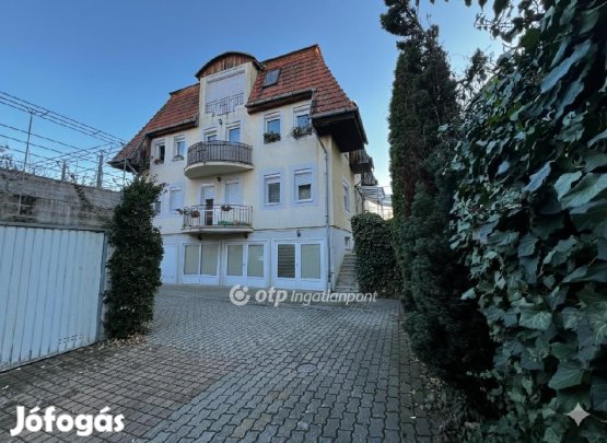 Eladó Iroda, Nyíregyháza