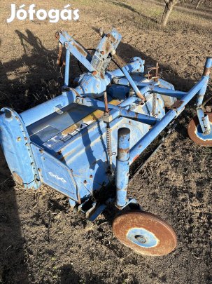 Eladó Iseki kistraktor talalajmaró