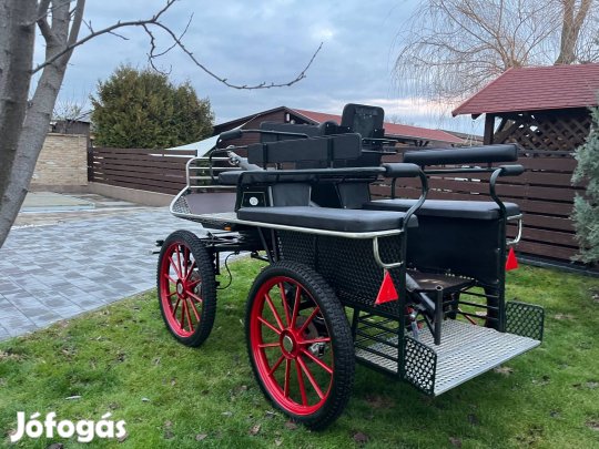 Eladó Jártató Kocsik