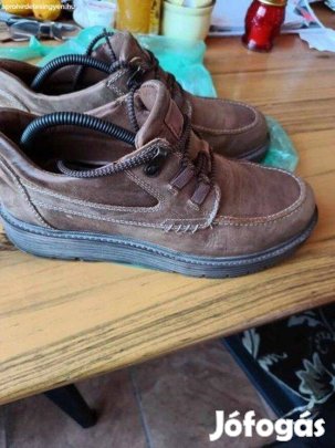 Eladó.Josef cipö
