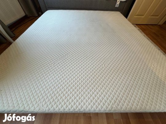 Eladó Jysk 180×200 félkemény matrac ágybetét