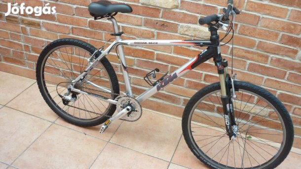 Eladó KTM minőségi alkatrészekből kerékpár