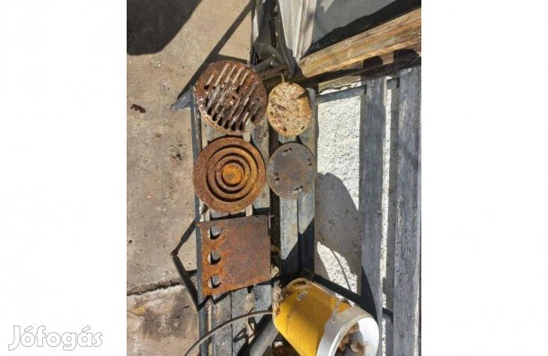 Eladó Kályha alkatrész