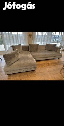 Eladó Kanapé nagyon jó állapotú