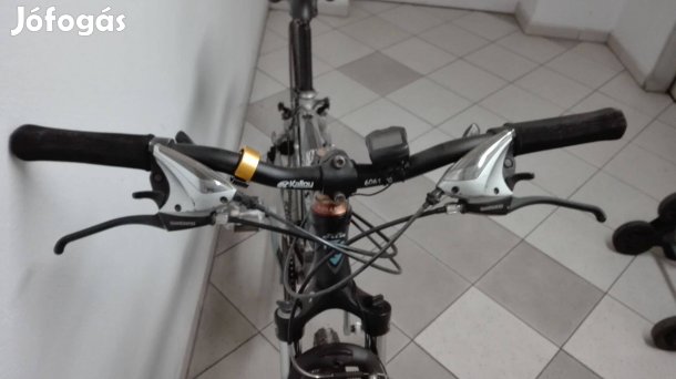 Eladó Kellys 28 -as trekking kerékpár