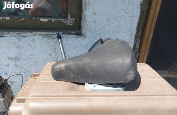 Eladó Kerékpár nyereg