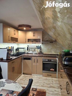 Eladó Kétszintes Családi Ház, Gyula