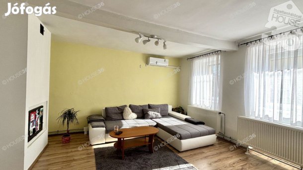 Eladó Kiskunfélegyházán a Bikahegyben egy 3 szobás családi ház!