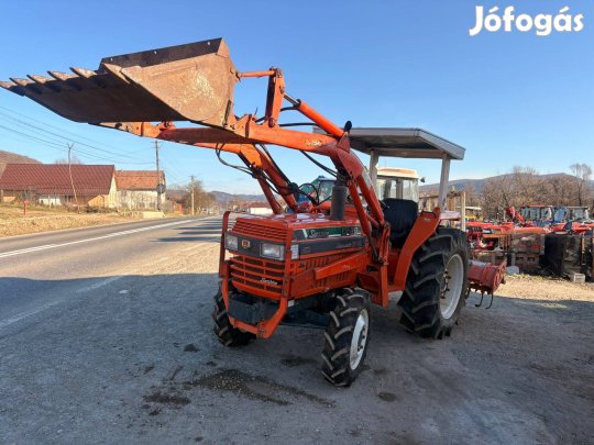 Eladó Kubota Sunshine japán traktor homlokrakodóval