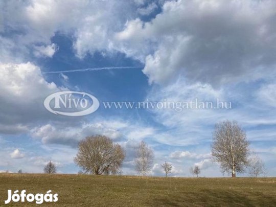 Eladó Külterületi telek Kapolcs