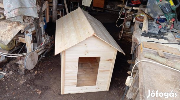 Eladó Kutyaház