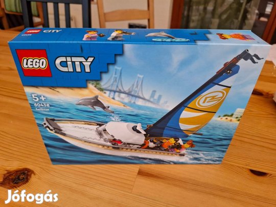 Eladó LEGO City - Sailboat (60438)