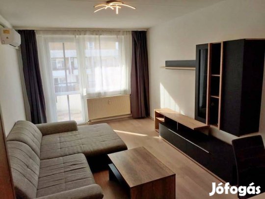 Eladó Lakás A Tócóskert Szívében!