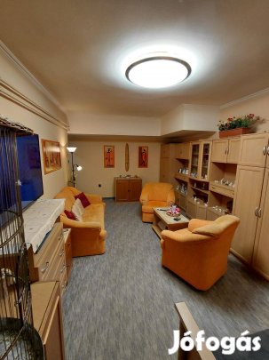 Eladó Lakás Tatabánya Dózsakert