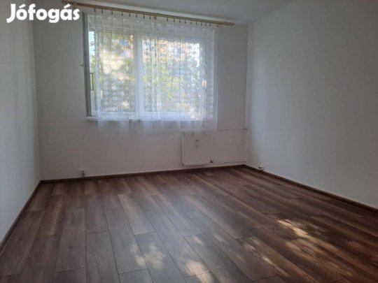 Eladó Lakás Várpalotán!