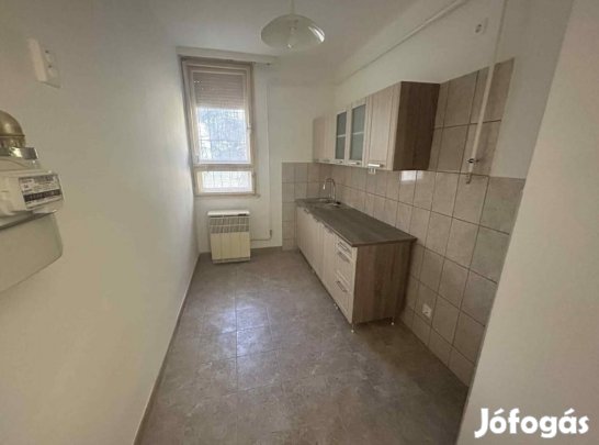 Eladó Lakás, Békéscsaba 28.500.000 Ft