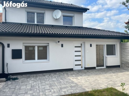 Eladó Lakás, Békéscsaba 68.800.000 Ft