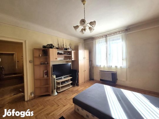 Eladó Lakás, Budapest 10. ker.