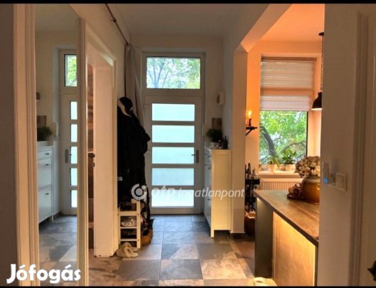 Eladó Lakás, Budapest 1. ker.