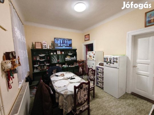 Eladó Lakás, Budapest 20. ker.