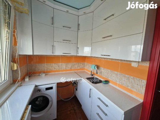 Eladó Lakás, Budapest 3. ker.