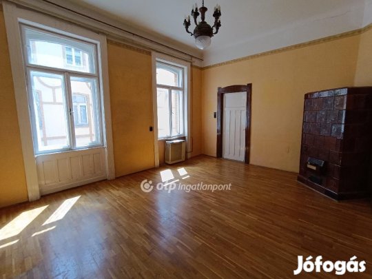 Eladó Lakás, Budapest 6. ker.