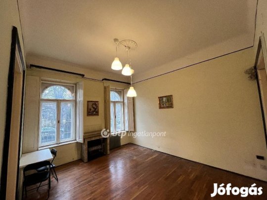 Eladó Lakás, Budapest 6. ker.