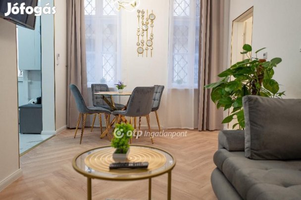 Eladó Lakás, Budapest 6. ker.