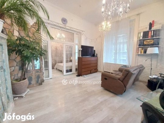 Eladó Lakás, Budapest 8. ker.