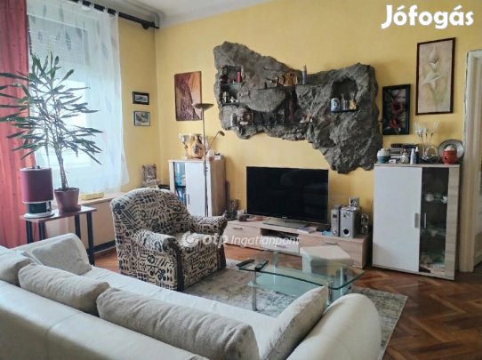 Eladó Lakás, Budapest 8. ker.