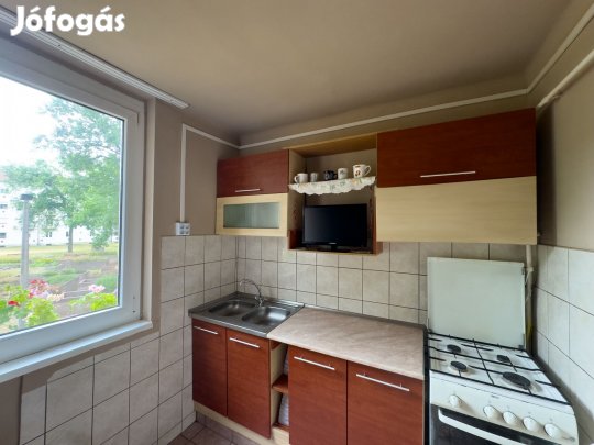 Eladó Lakás, Kazincbarcika 21.000.000 Ft