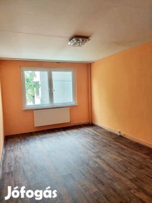 Eladó Lakás, Mezőhegyes 12.900.000 Ft