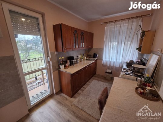 Eladó Lakás, Putnok 9.990.000 Ft