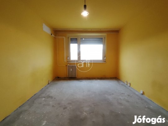 Eladó Lakás, Szeged 40.000.000 Ft