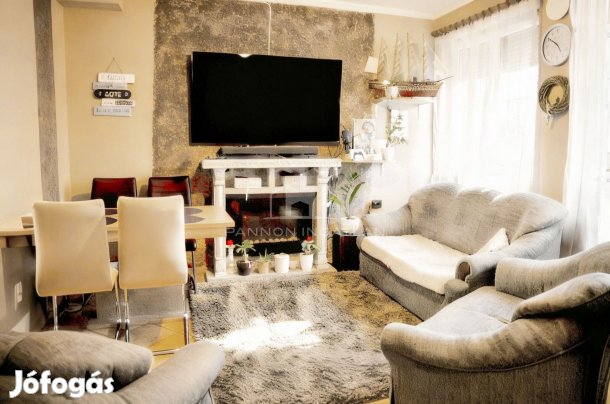 Eladó Lakás, Veszprém 99.000.000 Ft