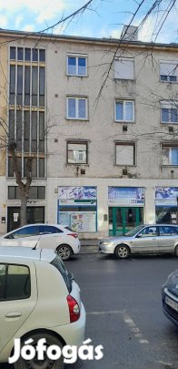 Eladó Lakás és Garázs